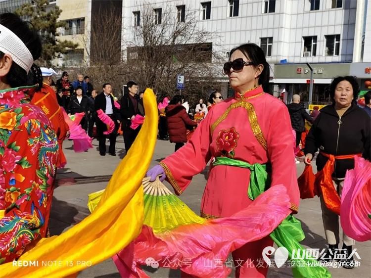 文化宣传进社区 山西省文化发展基金会工会文化宣传志愿服务队正月初七走进榆次文化广场 - 第7张