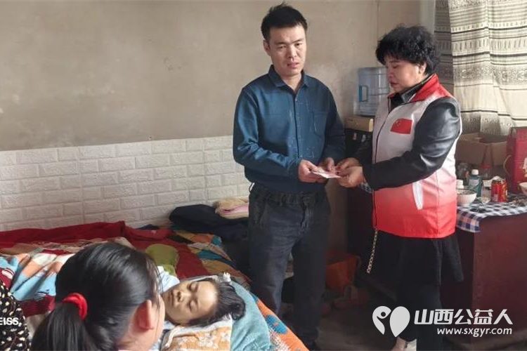 春节慰问送真情浓浓关怀暖人心 正能量公益忻州志愿者忻州阳光爱心公益协会看望白血病患者 - 第2张 - 山西公益人 春节慰问送真情浓浓关怀暖人心 正能量公益忻州志愿者忻州阳光爱心公益协会看望白血病患者 - 第2张