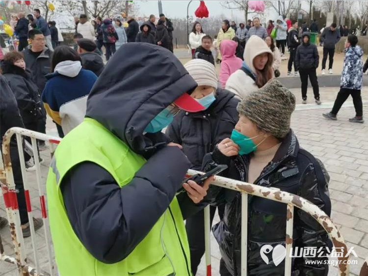 春节我在岗服务不打烊 晋中新青年高校志愿者联合服务中心春节假期在莲花湾景区开展助力旅游志愿服务活动 - 第6张 - 山西公益人 春节我在岗服务不打烊 晋中新青年高校志愿者联合服务中心春节假期在莲花湾景区开展助力旅游志愿服务活动 - 第6张