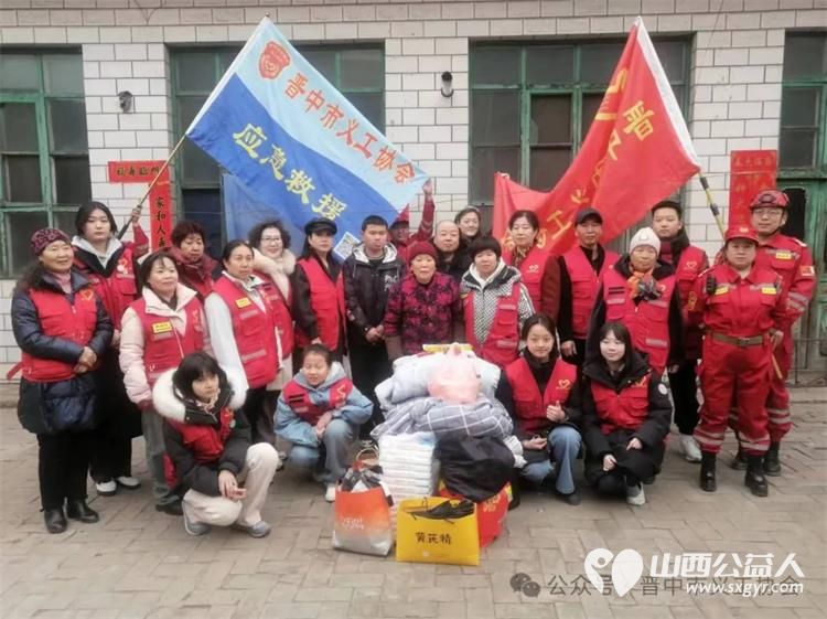 晋中市义工协会春节期间来到太谷区任村和温庄村开展慰问困难群体志愿服务活动 - 第5张 - 山西公益人 晋中市义工协会春节期间来到太谷区任村和温庄村开展慰问困难群体志愿服务活动 - 第5张