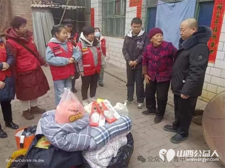 晋中市义工协会春节期间来到太谷区任村和温庄村开展慰问困难群体志愿服务活动 - 第4张 - 山西公益人 晋中市义工协会春节期间来到太谷区任村和温庄村开展慰问困难群体志愿服务活动 - 第4张