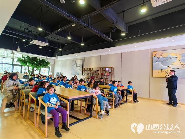 长治蚂蚁力量儿童义工团组织小志愿者去山西银行长治分行培养孩子的财商理念 - 第6张