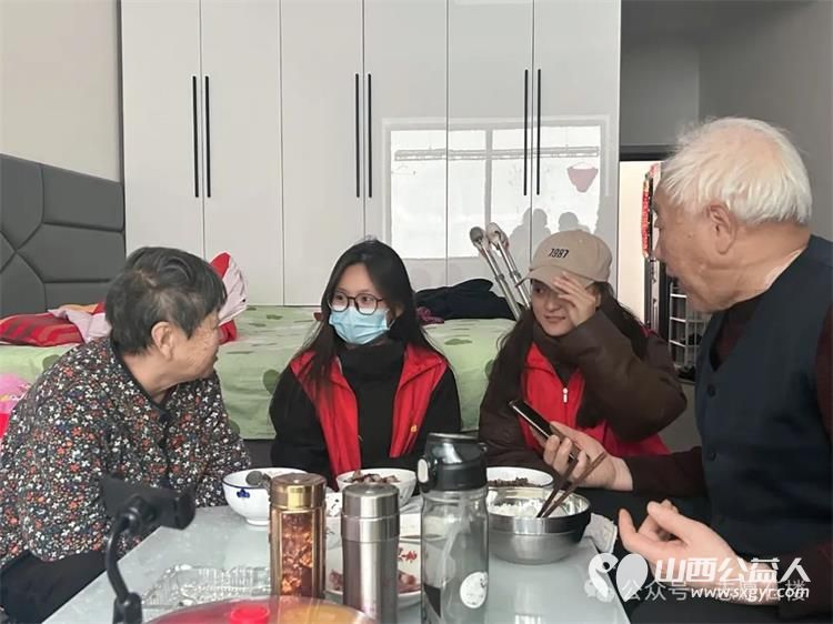 点赞！！汇聚爱心，传递温暖----石楼县青年志愿者协会表彰大学生优秀青年志愿者 - 第16张