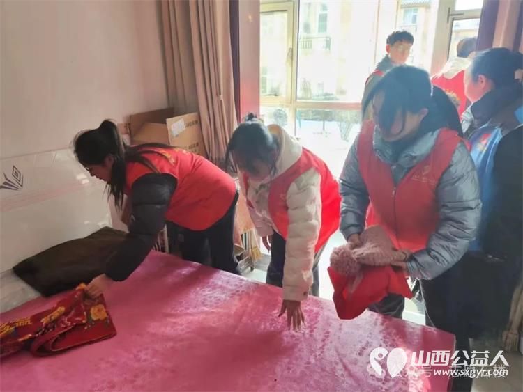 点赞！！汇聚爱心，传递温暖----石楼县青年志愿者协会表彰大学生优秀青年志愿者 - 第17张