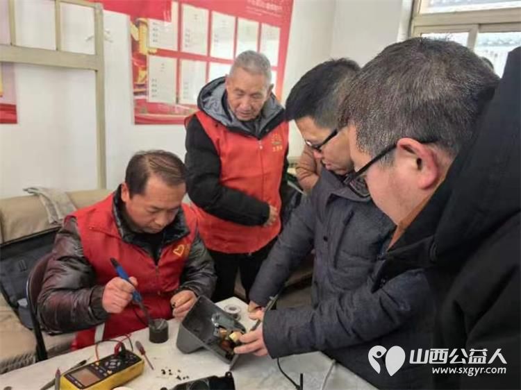 长治市阳光困境儿童帮扶协会在潞洲区开展关爱孤残儿童，爱心义剪活动 - 第3张