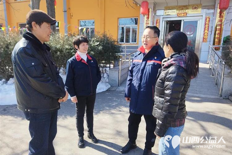 太原市热力集团晋源分公司来源缘圆老年公寓开展弘扬雷锋精神情系老人冷暖的公益活动还为老人们带来了米面油苹果慰问品 - 第15张 - 山西公益人 太原市热力集团晋源分公司来源缘圆老年公寓开展弘扬雷锋精神情系老人冷暖的公益活动还为老人们带来了米面油苹果慰问品 - 第15张