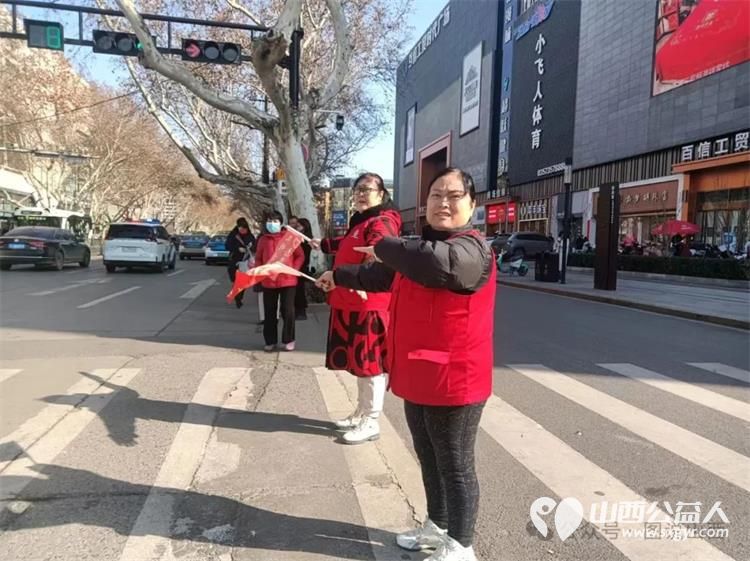临汾市文明交通老志愿者协会弘扬雷锋精神汇集志愿力量启动三.五雷锋月文明劝导志愿服务活动 - 第3张