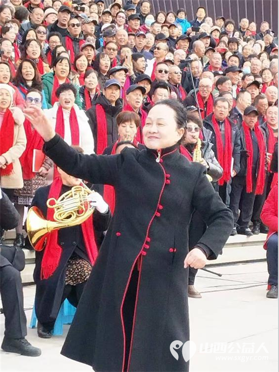 小店红歌合唱团一行赴山西大剧院西广场参加山西省合唱协会举办的《龙年龙城新春大联欢》活动 - 第7张