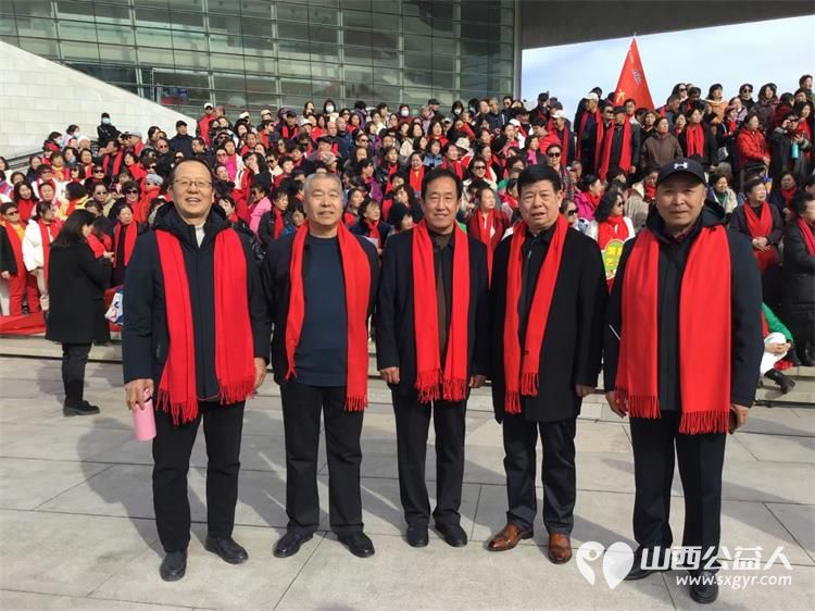 小店红歌合唱团一行赴山西大剧院西广场参加山西省合唱协会举办的《龙年龙城新春大联欢》活动 - 第3张