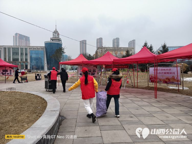 学雷锋•文明实践我行动——潞城区正能量公益协会在行动,爱心粥、爱心义剪、爱心义诊 - 第30张 - 山西公益人 学雷锋•文明实践我行动——潞城区正能量公益协会在行动,爱心粥、爱心义剪、爱心义诊 - 第30张