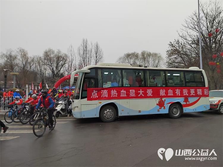 献血光荣 . 光荣献血，山西省道德模范韩俊明参加义务献血活动 - 第6张