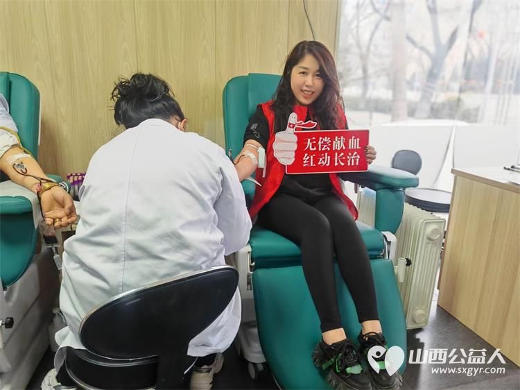 长治义工协会在第61个全国学雷锋纪念日组织志愿者义务献血 - 第3张