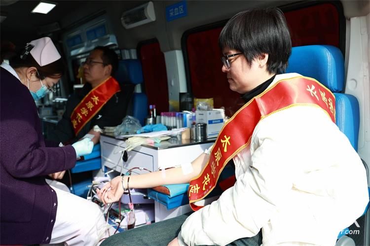 太原学花志愿服务中心在晋源区开展了学雷锋，献爱心，义务献血活动 - 第9张