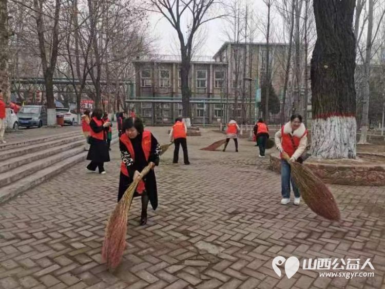 长治市爱心妈妈公益协会走进红色钢企----长钢钢城大街开展“学雷锋”志愿服务活动 - 第14张