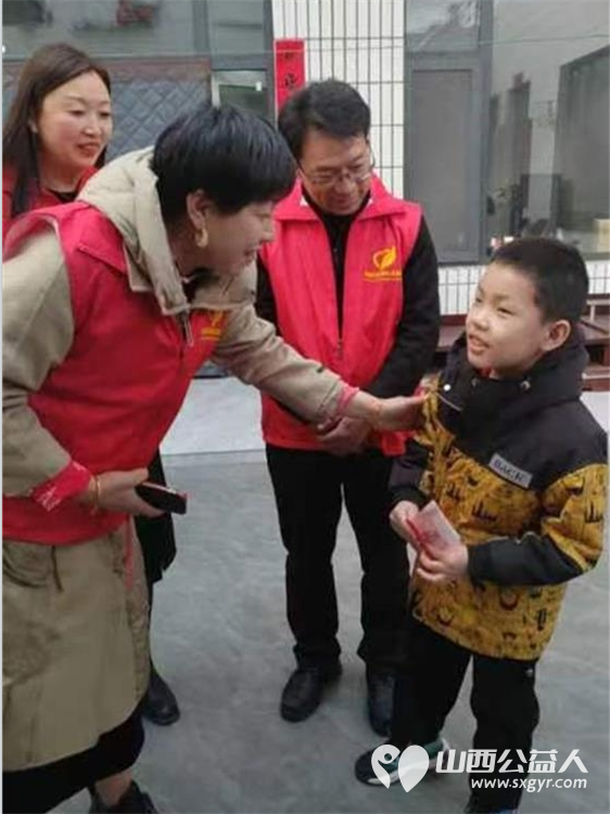 长治市思源公益协会对潞州区黄碾镇八名贫困儿童进行健康成长帮扶用爱温暖留守的心灵让困境儿童绽放笑容 - 第10张 - 山西公益人 长治市思源公益协会对潞州区黄碾镇八名贫困儿童进行健康成长帮扶用爱温暖留守的心灵让困境儿童绽放笑容 - 第10张