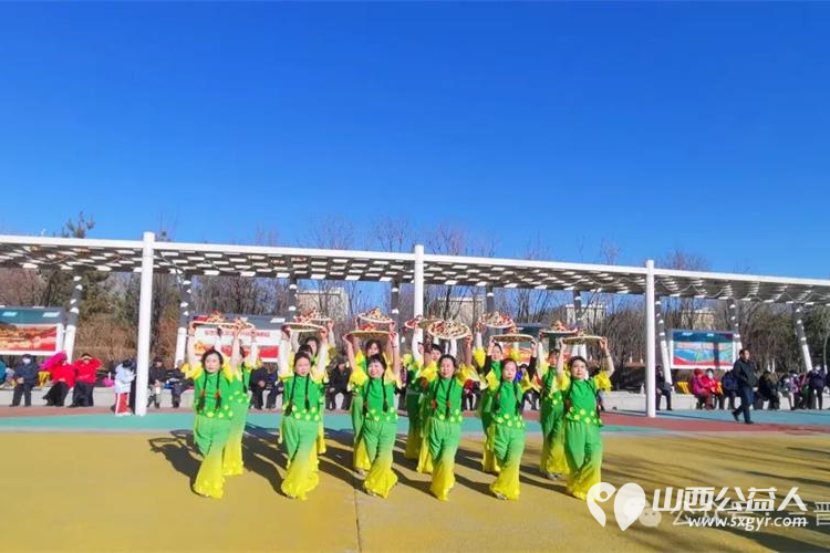 情暖三八节,巾帼绽芳华——山西省广场舞协会忻州广场舞协会庆三八文艺演出圆满成功 - 第4张 - 山西公益人 情暖三八节,巾帼绽芳华——山西省广场舞协会忻州广场舞协会庆三八文艺演出圆满成功 - 第4张
