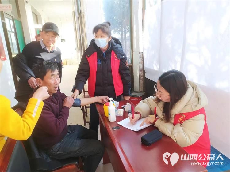 介休市敬老协会“孝善行”之敬老爱老助老行动—绵山镇焦家堡村爱心理发、义诊 - 第8张 - 山西公益人 介休市敬老协会“孝善行”之敬老爱老助老行动—绵山镇焦家堡村爱心理发、义诊 - 第8张