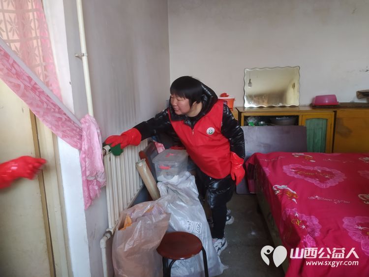 介休市敬老协会敬老爱老助老行动走进绵山镇焦家堡村90岁宋金兰老人家中 - 第11张 - 山西公益人 介休市敬老协会敬老爱老助老行动走进绵山镇焦家堡村90岁宋金兰老人家中 - 第11张