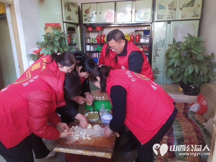 介休市敬老协会敬老爱老助老行动走进绵山镇焦家堡村90岁宋金兰老人家中 - 第12张 - 山西公益人 介休市敬老协会敬老爱老助老行动走进绵山镇焦家堡村90岁宋金兰老人家中 - 第12张
