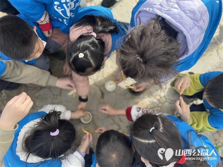 绿水青山榜样少年----“救地球、少年行之地球滤芯行动”亲子快乐联盟太原站沿汾河汾泉路沿岸举行了一场环境保护活动 - 第19张