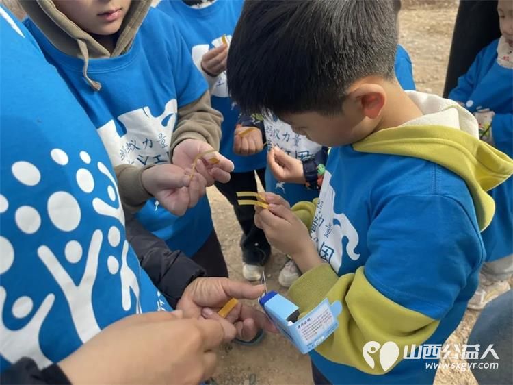 绿水青山榜样少年----“救地球、少年行之地球滤芯行动”亲子快乐联盟太原站沿汾河汾泉路沿岸举行了一场环境保护活动 - 第17张