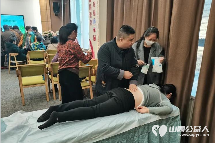 山西省残疾人福利基金会与太原市滨河果岭康养中心共同举办“果岭康养荟——名家做客”社区义诊活动 - 第3张