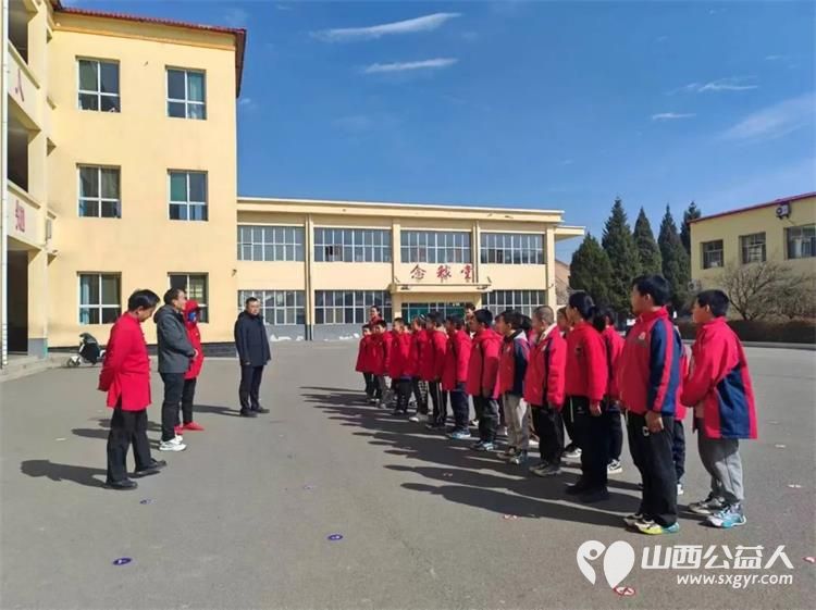 “中华武术进校园”正能量公益项目走进长治市屯留区李高学校，推动传统文化国粹武术进校 - 第1张