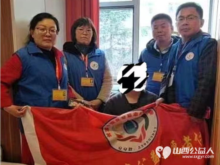 长治小雨点公益志愿者协会组织志愿者走进复兴花园看望残疾人和孤寡老人 - 第2张