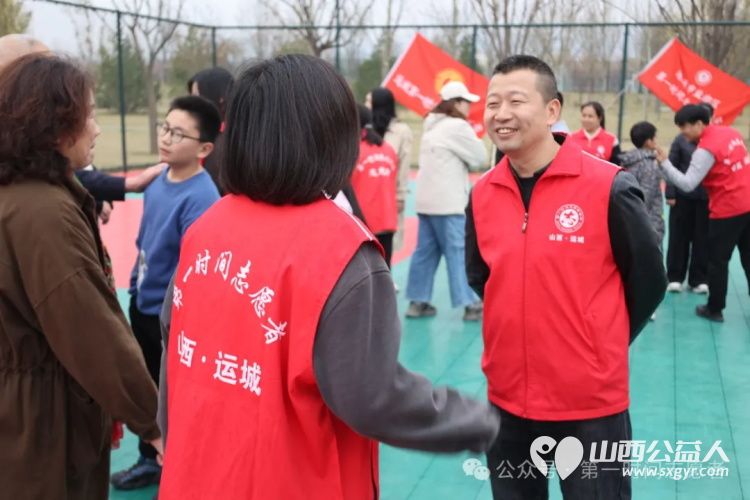 聚力前行 共赴春光 盐湖区第一时间志愿者协会举办2024第一季度星级徽章颁发暨团建活动 - 第15张 - 山西公益人 聚力前行 共赴春光 盐湖区第一时间志愿者协会举办2024第一季度星级徽章颁发暨团建活动 - 第15张