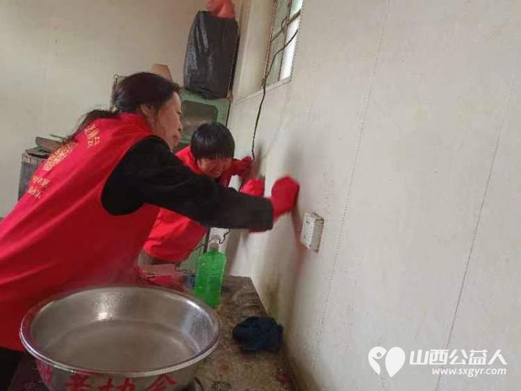 介休市敬老协会敬老爱老助老行动去义棠镇北角头村入户84岁特困老人高明亮家中 - 第10张 - 山西公益人 介休市敬老协会敬老爱老助老行动去义棠镇北角头村入户84岁特困老人高明亮家中 - 第10张