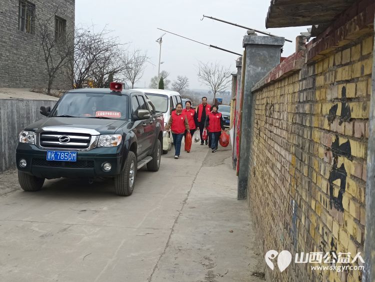 介休市敬老协会敬老爱老助老行动去义棠镇北角头村入户84岁特困老人高明亮家中 - 第3张 - 山西公益人 介休市敬老协会敬老爱老助老行动去义棠镇北角头村入户84岁特困老人高明亮家中 - 第3张