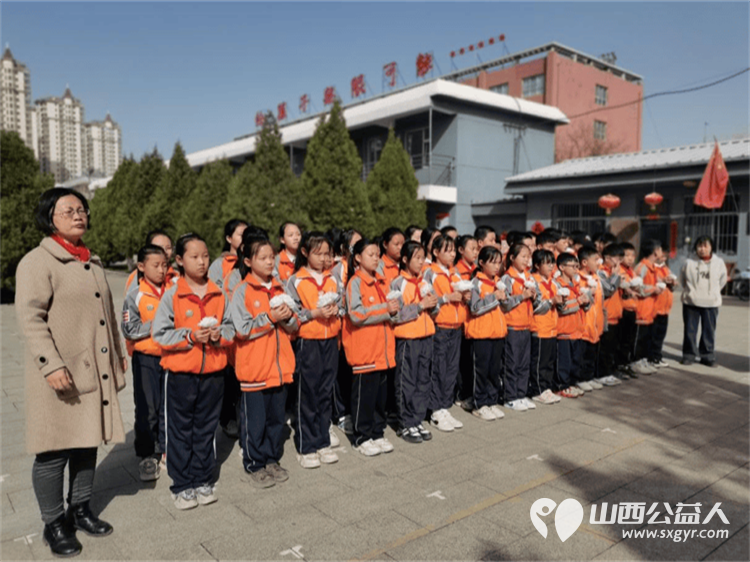 红色耀三晋少年永传承 太原市警民小学的同学们怀着崇敬的心情来到了小店区革命烈士纪念馆开展了红色教育活动 - 第2张