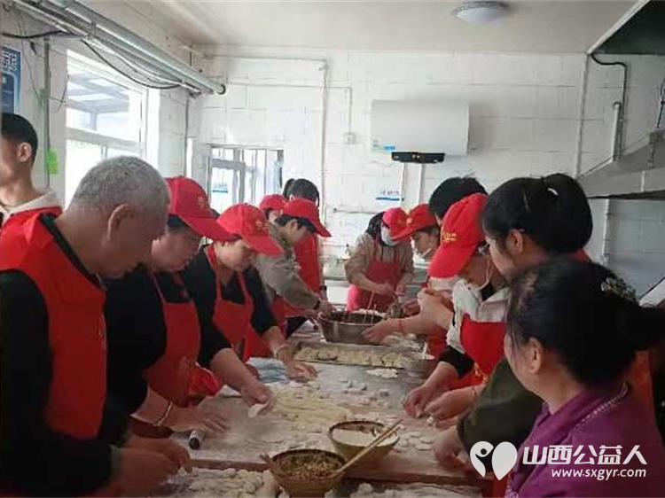 长治市阳光困境儿童帮扶协会携爱心商家赴潞洲区南山田园敬老院开展志愿服务活动 - 第20张 - 山西公益人 长治市阳光困境儿童帮扶协会携爱心商家赴潞洲区南山田园敬老院开展志愿服务活动 - 第20张