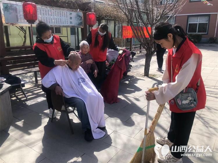 长治市阳光困境儿童帮扶协会携爱心商家赴潞洲区南山田园敬老院开展志愿服务活动 - 第5张 - 山西公益人 长治市阳光困境儿童帮扶协会携爱心商家赴潞洲区南山田园敬老院开展志愿服务活动 - 第5张