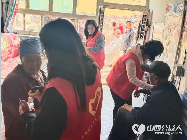 娄烦县青年志愿者协会在娄烦县静游镇西六度村开展志愿服务活动 - 第4张