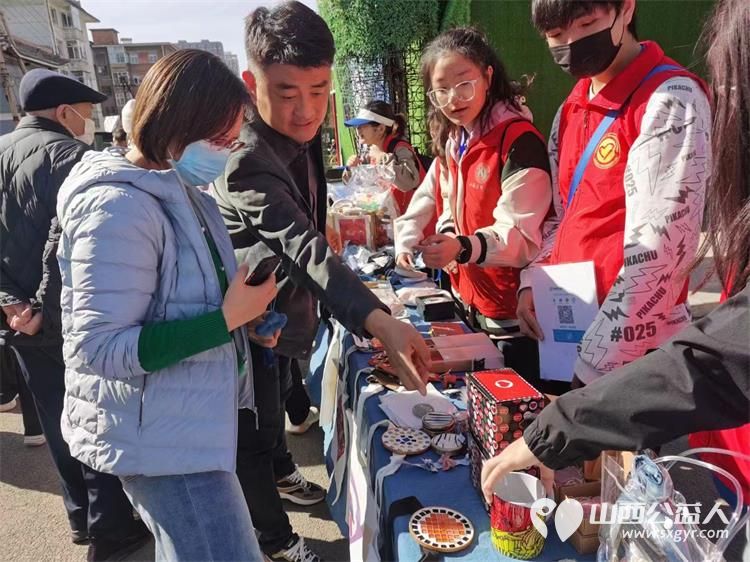 太原市安健儿公益服务中心在古色古香的迎泽区文庙广场举办国际孤独症日大型倡导活动 - 第3张