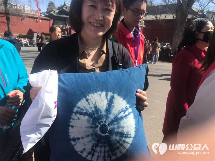 太原市安健儿公益服务中心在古色古香的迎泽区文庙广场举办国际孤独症日大型倡导活动 - 第4张