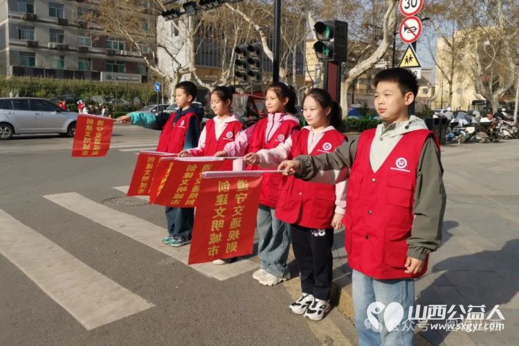 临汾市文明交通志愿者协会“弘扬雷锋精神，汇集志愿力量”雷锋月志愿服务圆满完成 - 第3张