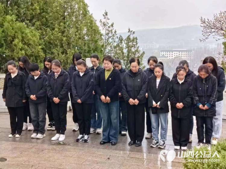 武乡县丰州镇太东社区前往八路军纪念馆开展缅怀革命先烈传承红色文化主题党日活动 - 第3张