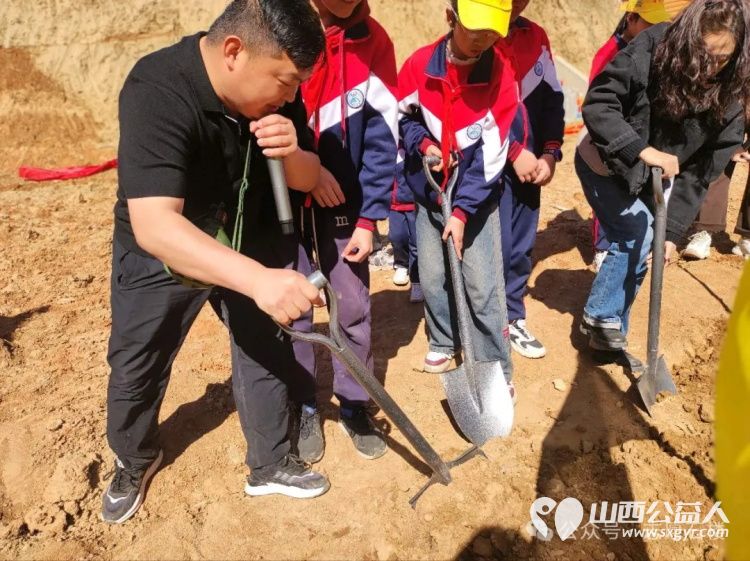 石楼县青年志愿者协会联合新世纪希望小学赴石楼县车家坡青少年农耕研学基地开展校外实践活动 - 第10张