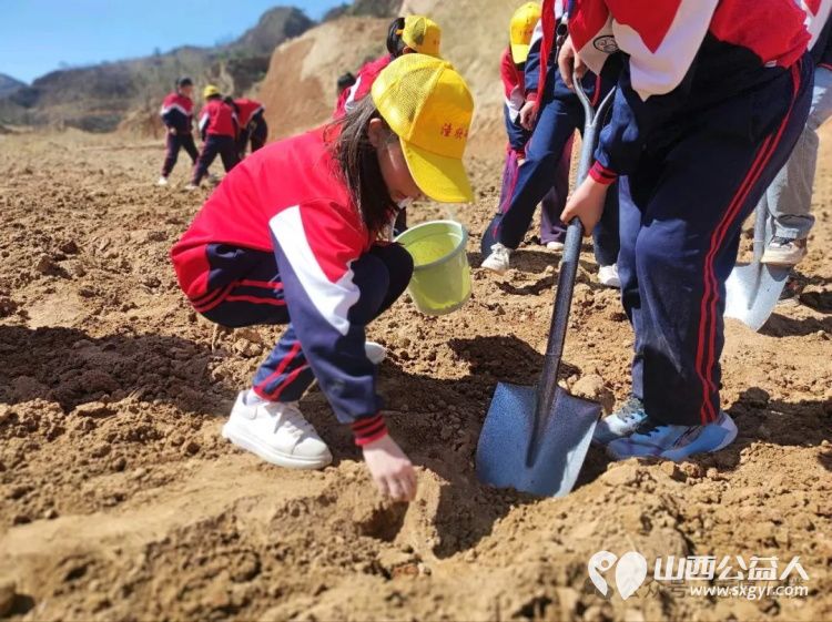 石楼县青年志愿者协会联合新世纪希望小学赴石楼县车家坡青少年农耕研学基地开展校外实践活动 - 第21张