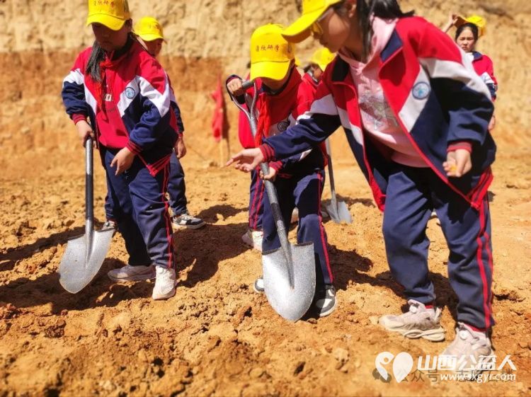 石楼县青年志愿者协会联合新世纪希望小学赴石楼县车家坡青少年农耕研学基地开展校外实践活动 - 第19张