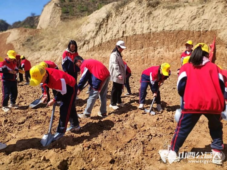 石楼县青年志愿者协会联合新世纪希望小学赴石楼县车家坡青少年农耕研学基地开展校外实践活动 - 第20张