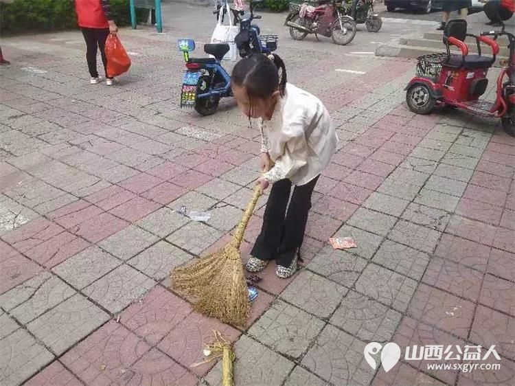 介休市敬老协会志愿者走进洪山镇上曹麻村开展走乡村送温暖公益活动 - 第25张 - 山西公益人 介休市敬老协会志愿者走进洪山镇上曹麻村开展走乡村送温暖公益活动 - 第25张