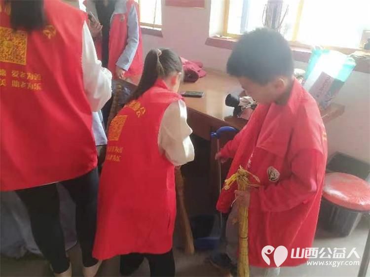 介休市敬老协会志愿者走进洪山镇上曹麻村开展走乡村送温暖公益活动 - 第22张 - 山西公益人 介休市敬老协会志愿者走进洪山镇上曹麻村开展走乡村送温暖公益活动 - 第22张