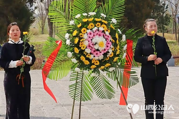 太原市传统文化研究会太原市关爱下一代志愿者协会联合省城十多家社会团体开展祭奠英烈活动 - 第36张 - 山西公益人 太原市传统文化研究会太原市关爱下一代志愿者协会联合省城十多家社会团体开展祭奠英烈活动 - 第36张