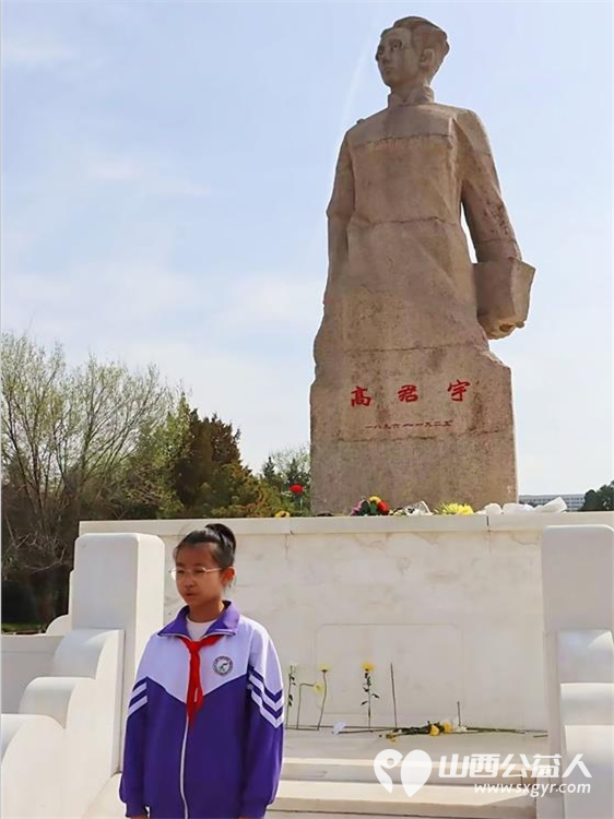 太原市传统文化研究会太原市关爱下一代志愿者协会联合省城十多家社会团体开展祭奠英烈活动 - 第39张 - 山西公益人 太原市传统文化研究会太原市关爱下一代志愿者协会联合省城十多家社会团体开展祭奠英烈活动 - 第39张