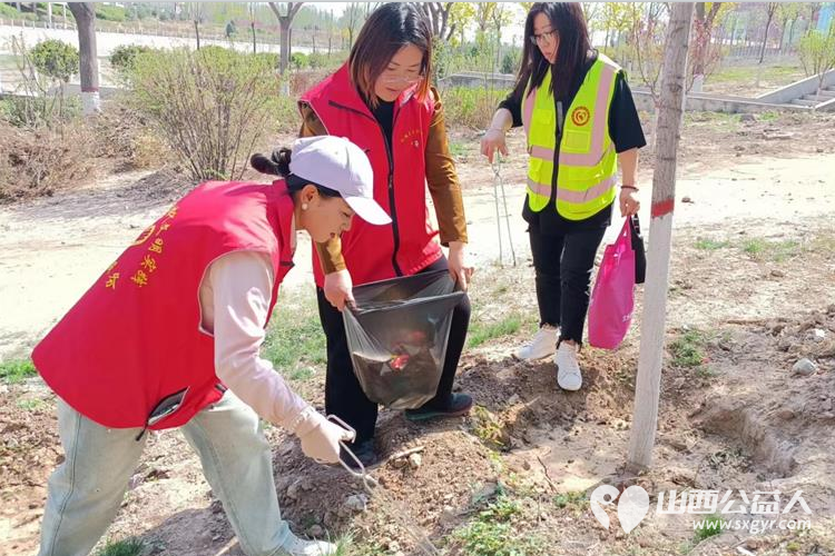 文水县爱心帮扶志愿者协会开展倾心同护文峪河携手共创文水城的文明志愿活动 - 第2张