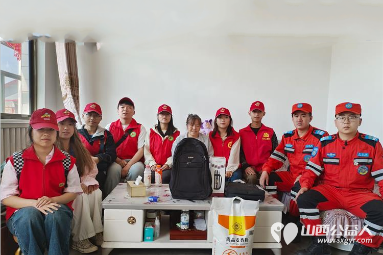 晋中市青暖童心关爱困境青少年志愿服务活动走进和顺县仪城村赠送学习用品 - 第3张