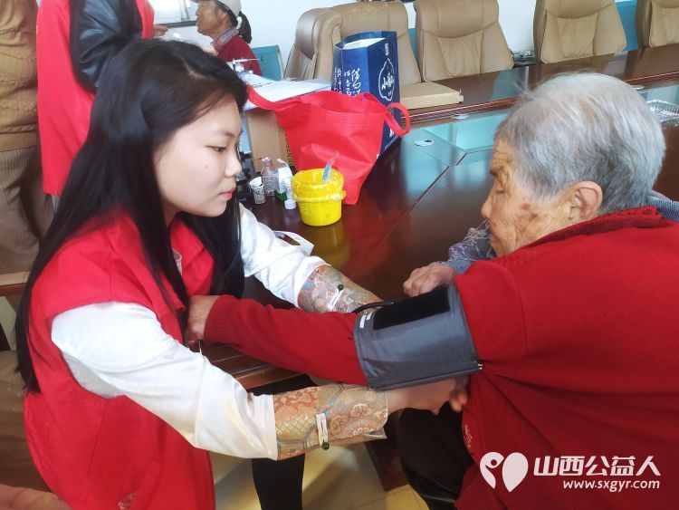 介休市敬老协会“孝善行”之敬老爱老助老行动----龙凤镇张壁村免费服务老人 - 第20张 - 山西公益人 介休市敬老协会“孝善行”之敬老爱老助老行动----龙凤镇张壁村免费服务老人 - 第20张